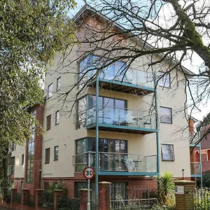 https://southampton-serviced-apartment.tophotelsbath.com