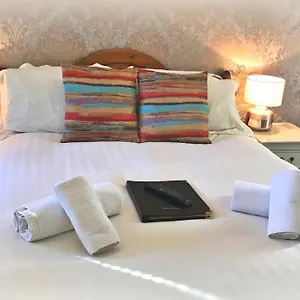 St. Raphael Bed & Breakfast