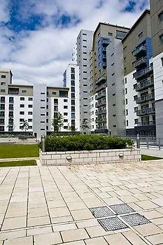 Hot-El-Apartments Edinburgh Waterfront 4*,