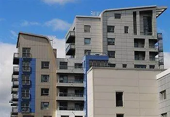 Hot-El-Apartments Edinburgh Waterfront